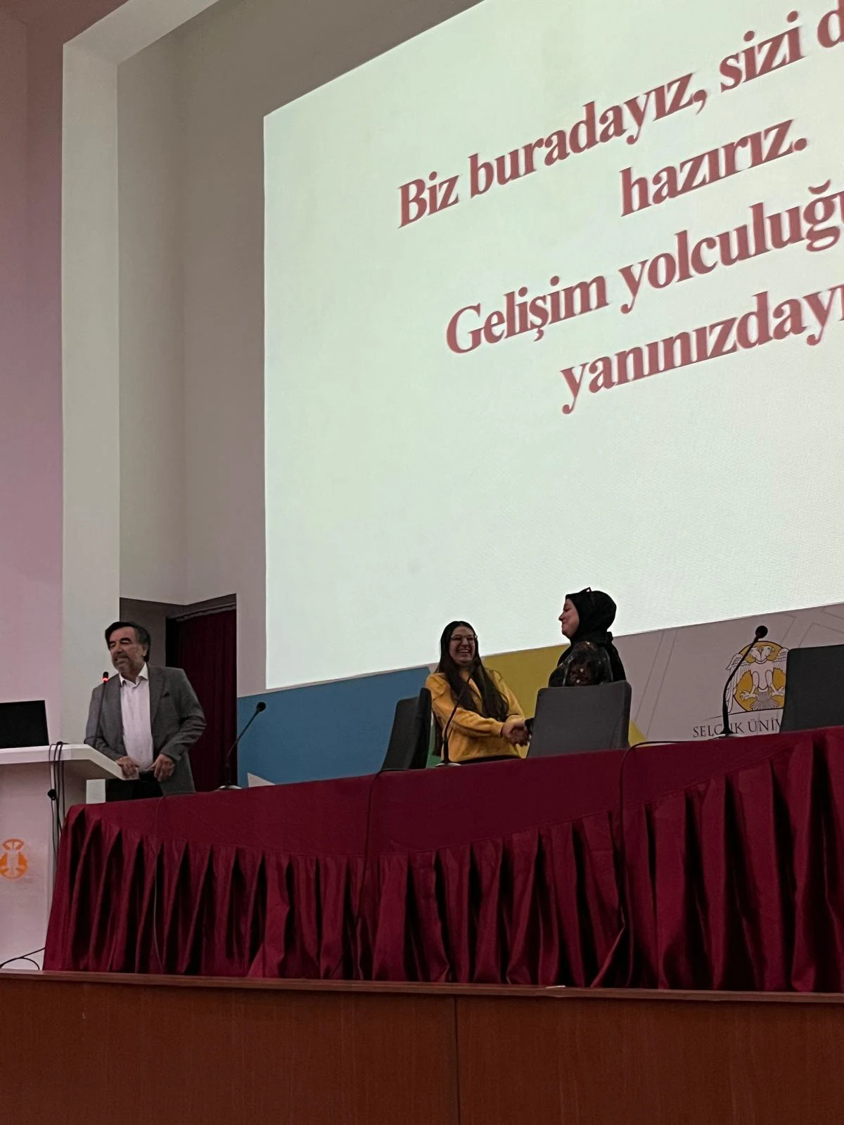 İletişim ve psikolojik iyi oluş semineri düzenlendi.